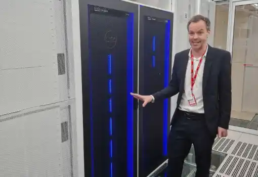 ORCA Computing发布PT-3光量子计算机，瞄准商业化量子优势先机