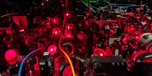 科学家用激光冷却分子技术实现有史以来最低温度