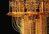 富士通宣布将建造1000量子比特的量子计算机