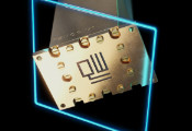 QuantWare推出具有64个完全可控量子比特的处理器