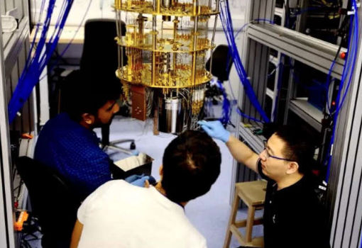量旋科技已向中东一家科研机构交付其自主研发生产的超导量子芯片