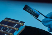 法国量子硬件开发商Alice&Bob首款量子芯片已流片