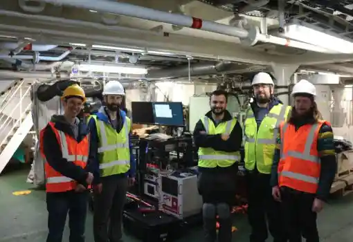 英国一个基于冷原子源技术的量子导航系统成功完成海上测试