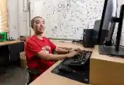 微小的量子纳米结构或可降低人工智能的能耗