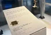 德国弗劳恩霍夫IAF研发的金刚石量子处理器芯片在德意志博物馆展出