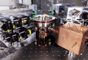 华翊量子发布37比特量子计算原型机“HYQ-A37”