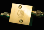 QuantWare推出新超低噪声量子放大器 性能优、体积小且可扩展性更强
