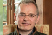 牛津大学物理系教授Stephen Blundell被IOP授予2024年劳伦斯布拉格奖章