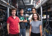 加州理工学院物理学家以6100个中性原子创下最大量子比特阵列记录