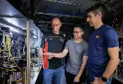 新加坡量子技术中心的科研团队打造出世界上最精确的原子钟