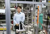 芝加哥大学科学家证实碲化铋薄膜具有在常温下形成二维拓扑绝缘体的能力