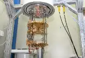 KRISS首次公开展示50量子比特超导量子计算机模型，正研发中性原子量子计算