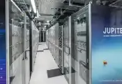 英伟达在超算JUPITER上完成创纪录量子计算模拟，魔法态培育所需量子比特减少90%